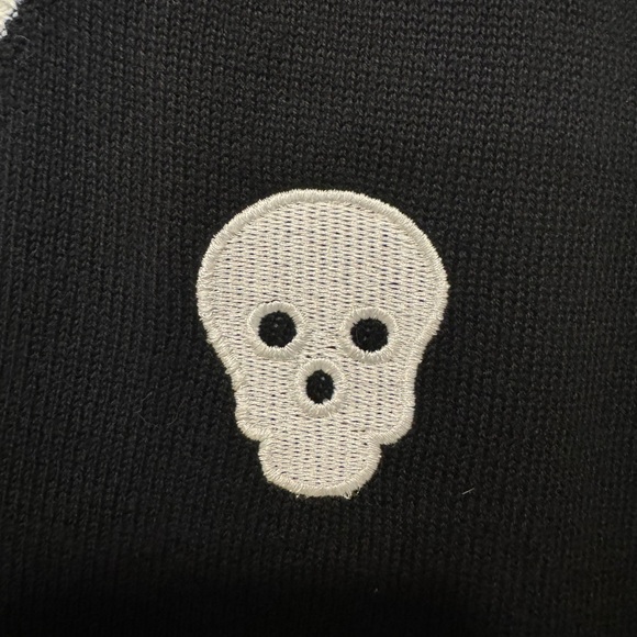 HOT TOPIC Sweater Vest - Picture 3 of 7